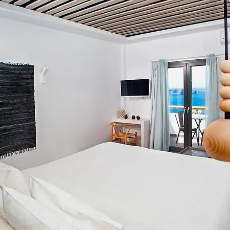 Amity - Adults Only Aparthotel Fira (Santorini)